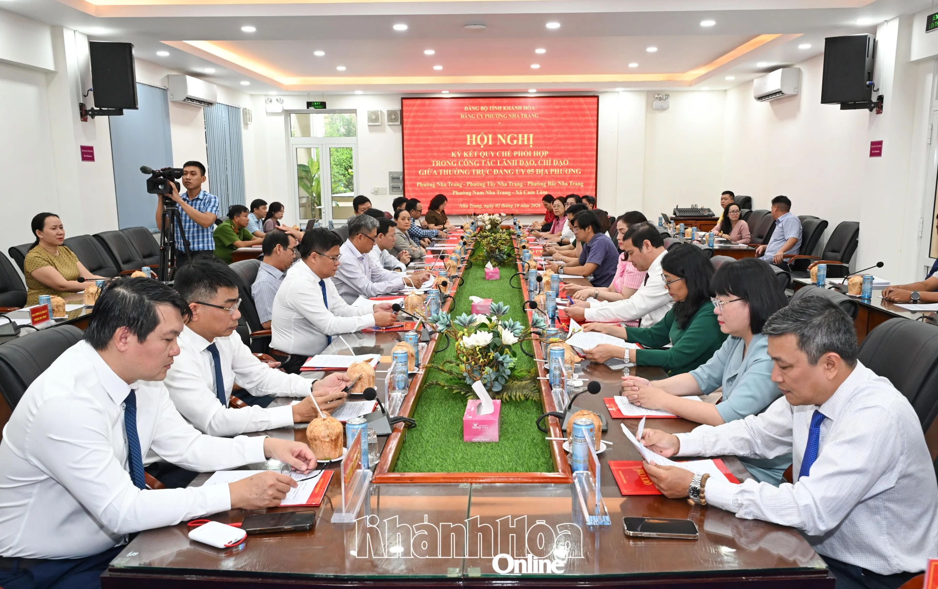 Quang cảnh hội nghị.