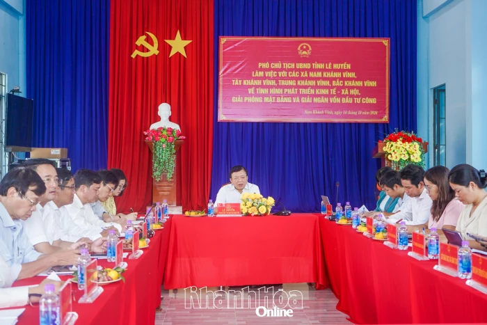 Phó Chủ tịch UBND tỉnh Lê Huyền làm việc với 4 xã khu vực Khánh Vĩnh về tình hình phát triển kinh tế - xã hội
