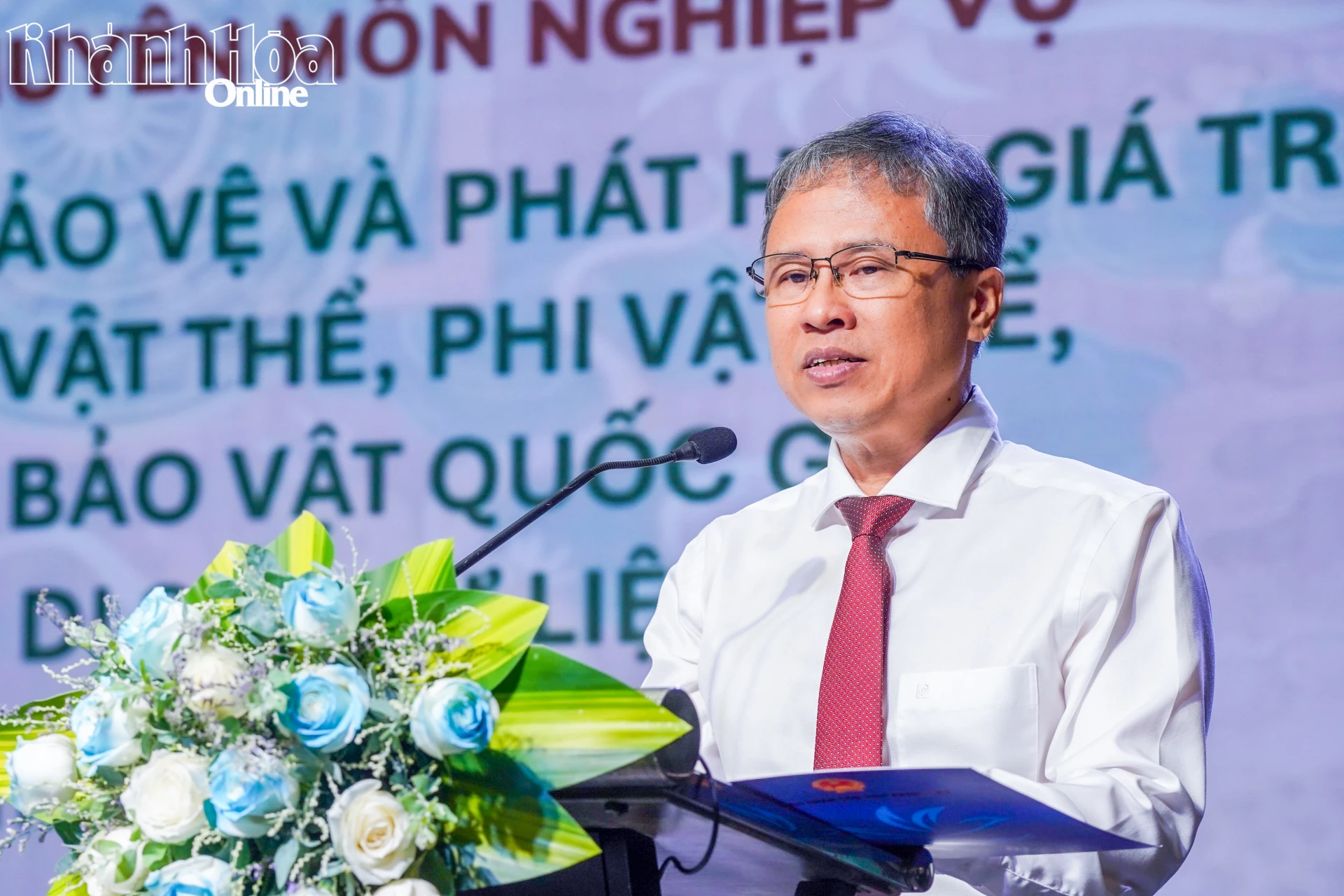 Đồng chí Phó Chủ tịch UBND tỉnh Trần Hòa Nam phát biểu.