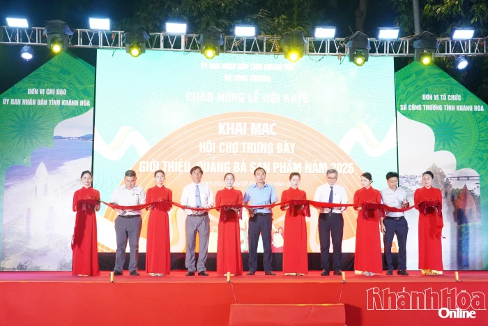 Khai mạc Hội chợ trưng bày, giới thiệu, quảng bá sản phẩm năm 2026
