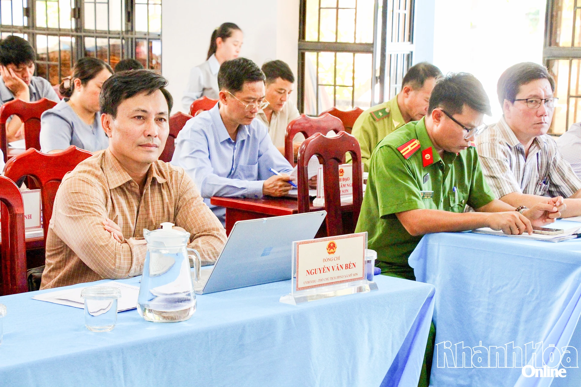 Các đại biểu tham dự hội nghị.