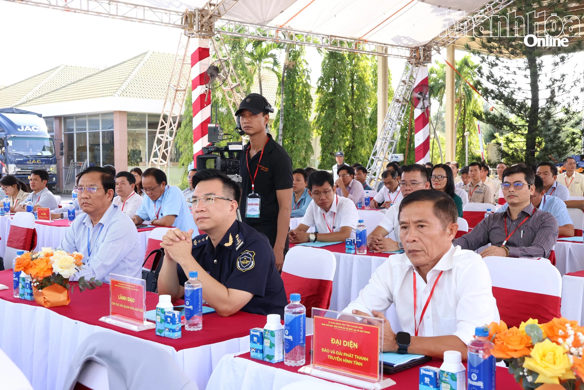 Các đại biểu tham dự buổi diễm tập.