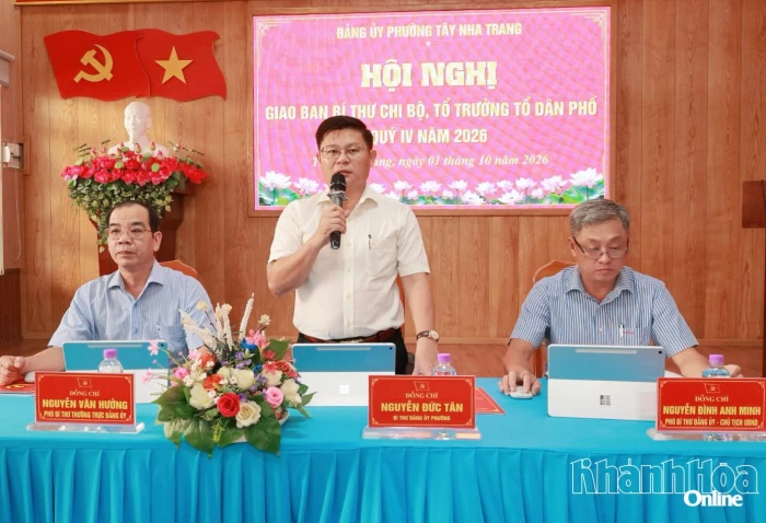 Phường Tây Nha Trang tổ chức Hội nghị giao ban Bí thư chi bộ, Tổ trưởng tổ dân phố