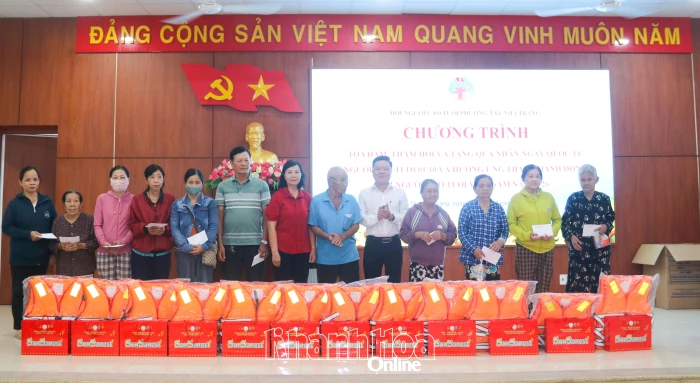 Phường Tây Nha Trang tổ chức các hoạt động nhân Ngày Quốc tế Người cao tuổi