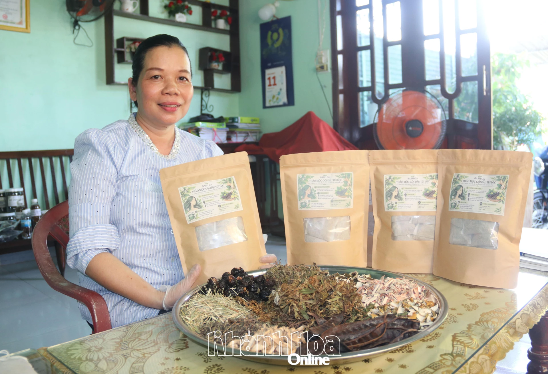 Sản phẩm túi lọc gội đầu thảo dược.