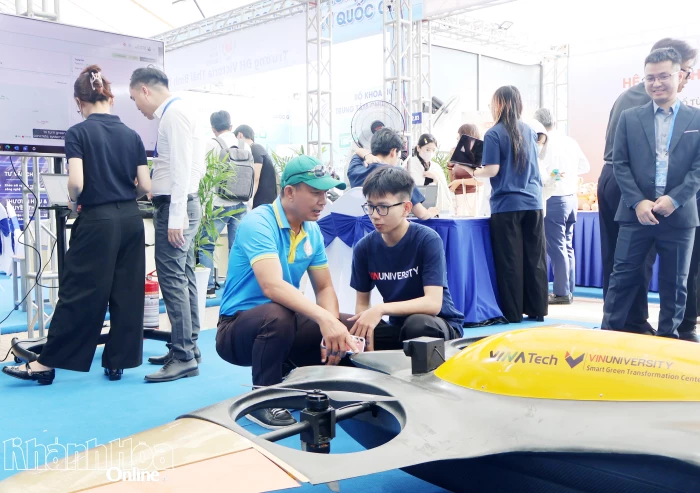 Đưa công nghệ đến gần người dân
