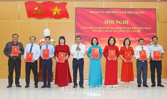Phường Nam Nha Trang sắp xếp, kiện toàn các tổ chức đảng