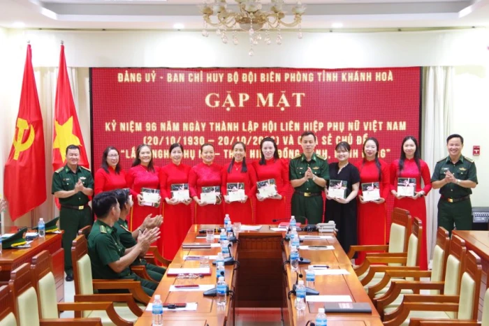 Bộ đội Biên phòng tỉnh Khánh Hòa gặp mặt cán bộ, hội viên phụ nữ