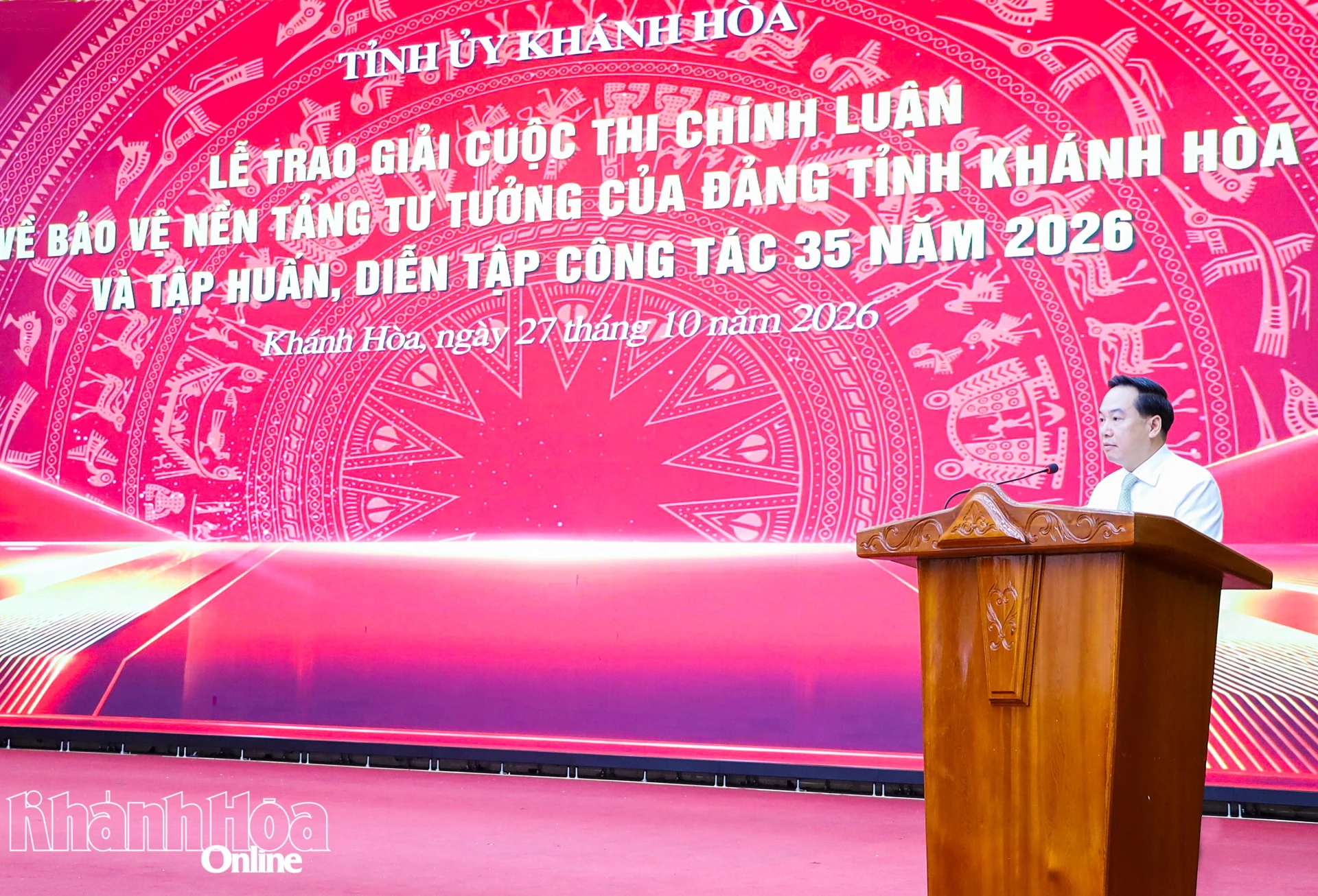Phó Bí thư Thường trực Tỉnh ủy Hồ Xuân Trường phát biểu tại chỉ đạo tại lễ trao giải và tập huấn, diễn tập.