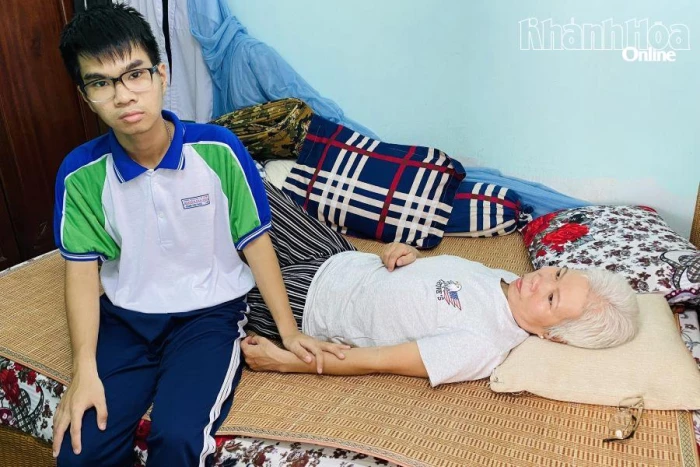Hai mẹ con cùng mắc bệnh hiểm nghèo