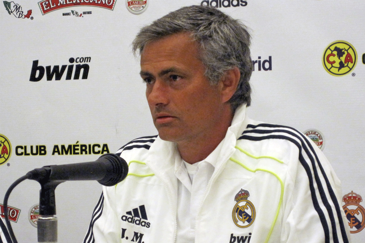 Mourinho giúp Real Madrid chiến thắng trận El Clasico đầu tiên của mùa giải 2026 - 2027. (Ảnh Wikimedia Commons)