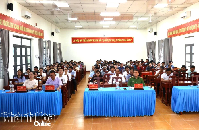 Đảng ủy xã Phước Hà phổ biến, quán triệt Nghị quyết Hội nghị Trung ương 4 khóa XIV