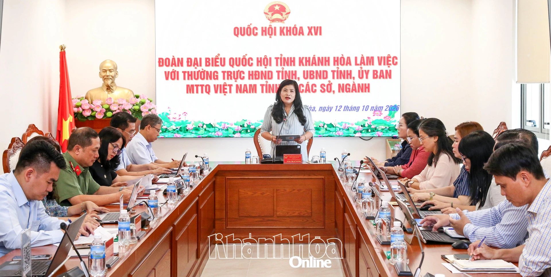 Quang cảnh tại buổi làm việc.