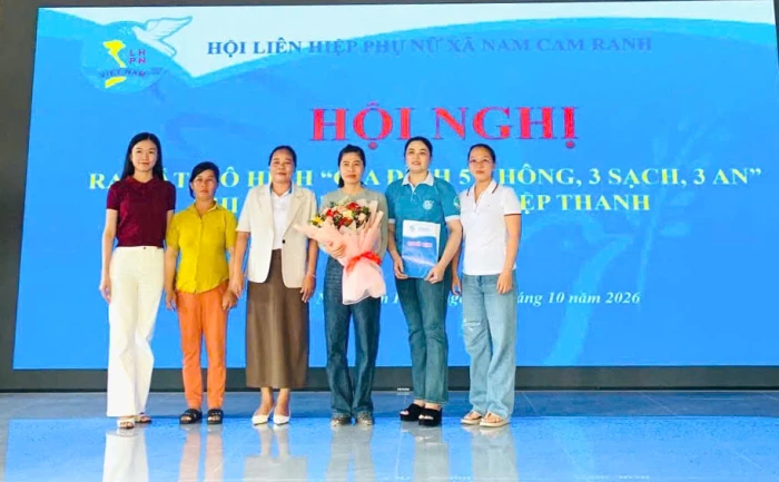 Hội Liên hiệp Phụ nữ xã Nam Cam Ranh ra mắt mô hình “5 không, 3 sạch, 3 an”
