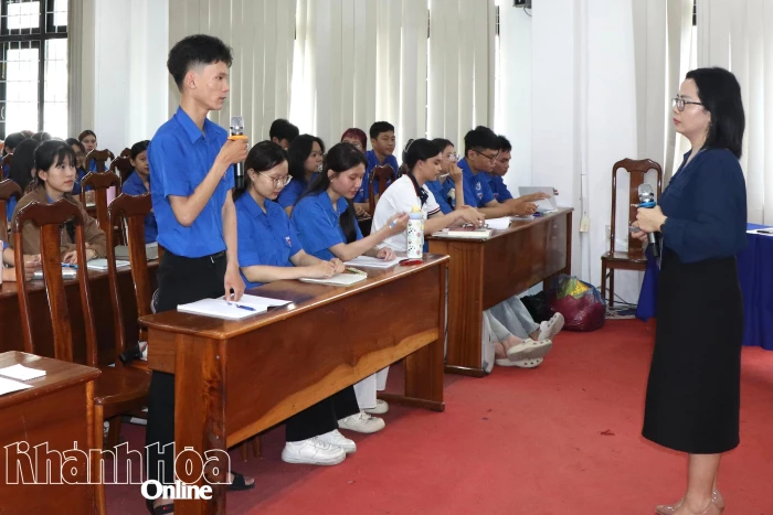 Chắp cánh ước mơ đến giảng đường