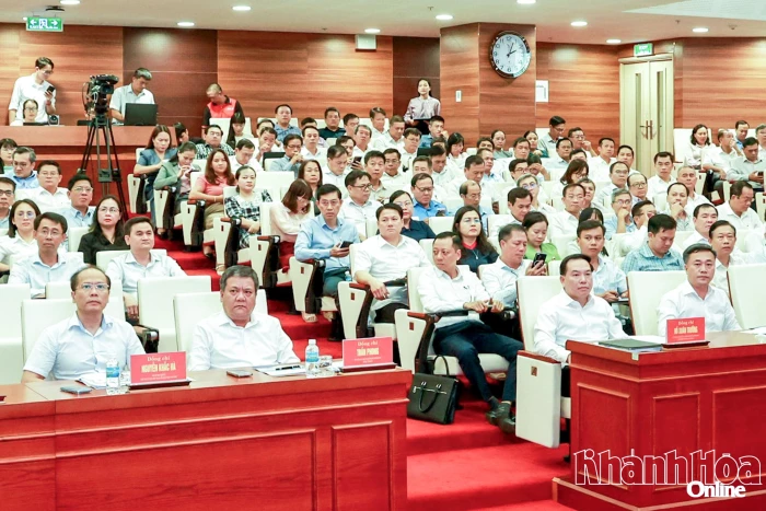Tỉnh ủy Khánh Hòa ban hành Kế hoạch thực hiện các Nghị quyết Hội nghị lần thứ tư Ban Chấp hành Trung ương Đảng khóa XIV