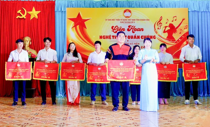 Đội xã Tây Ninh Hòa đạt giải A Liên hoan Nghệ thuật quần chúng Cụm thi đua số 3