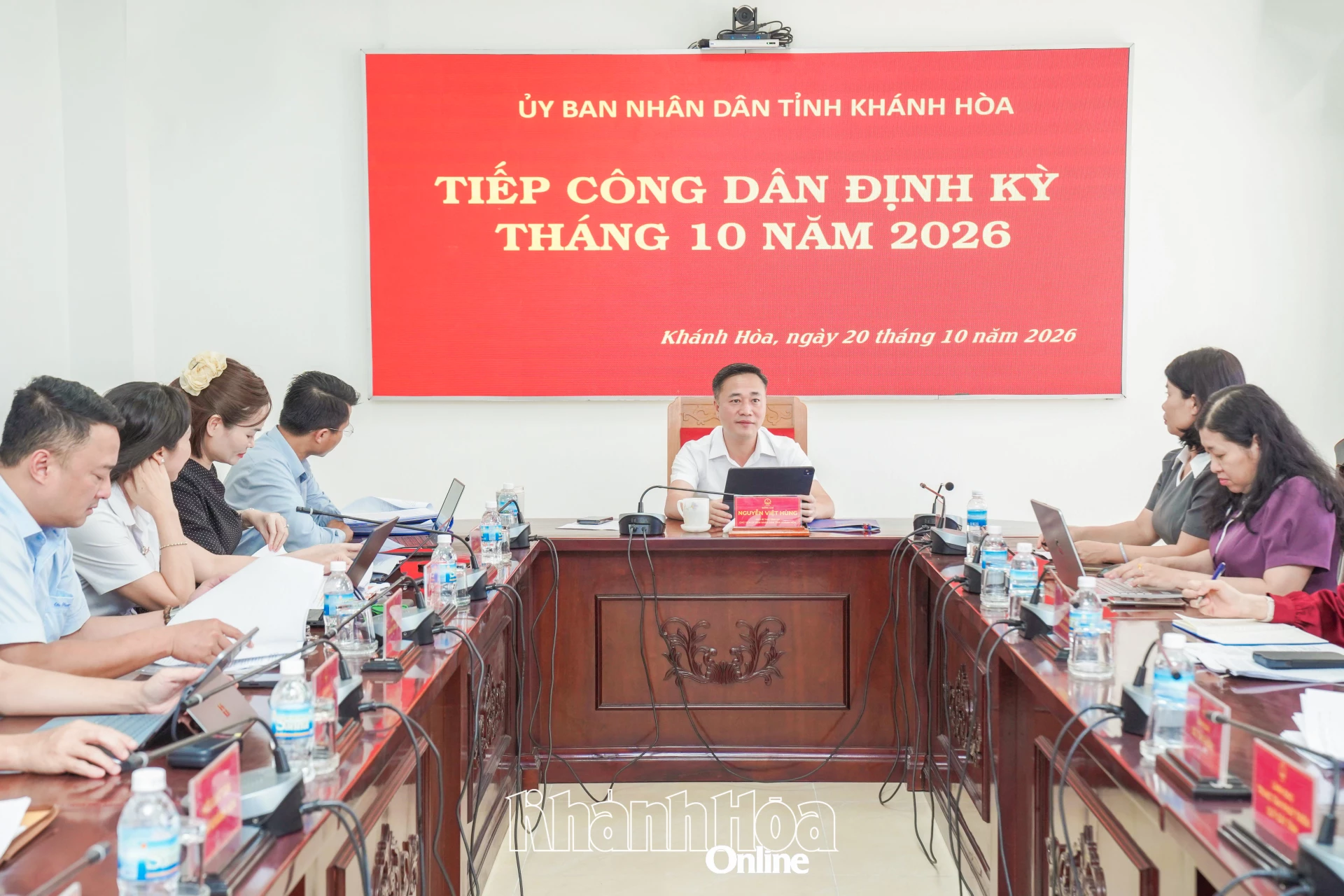 Quang cảnh buổi tiếp công dân.