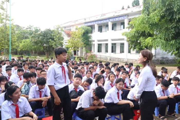 Hơn 600 học sinh được truyền thông phòng, chống tác hại của thuốc lá