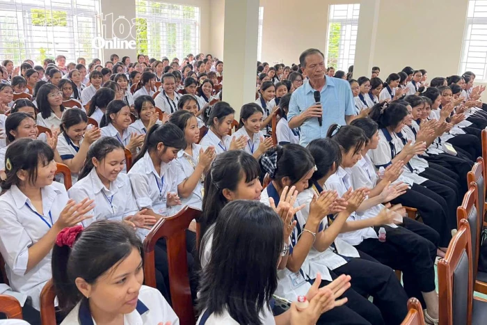 Đẩy mạnh giáo dục sức khỏe sinh sản cho trẻ vị thành niên, thanh niên