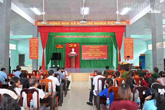 Phường Bắc Nha Trang khai mạc lớp bồi dưỡng kiến thức quốc phòng và an ninh đối tượng 4
