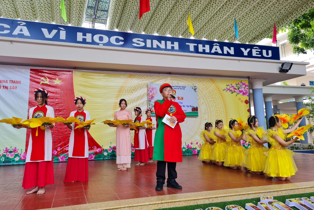 Poetry recitation contest for pupils of Vo Thi Sau Junior High School (Nha Trang City)
