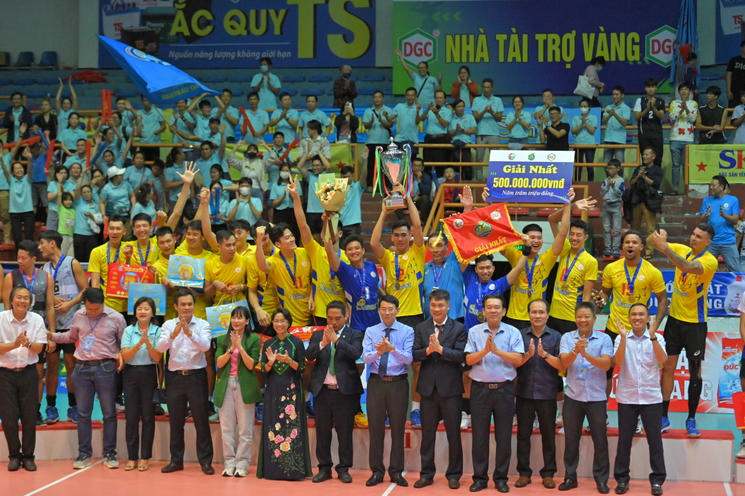 Sanest Khanh Hoa win National Volleyball Championship 2023
