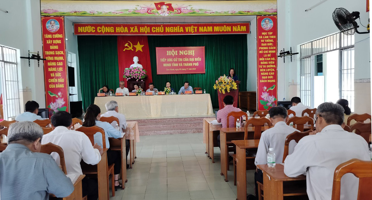 Ông Trần Mạnh Dũng - Phó Chủ tịch Thường trực HĐND tỉnh Khánh Hòa:: Tiếp xúc cử tri phường Cam Lộc, TP. Cam Ranh