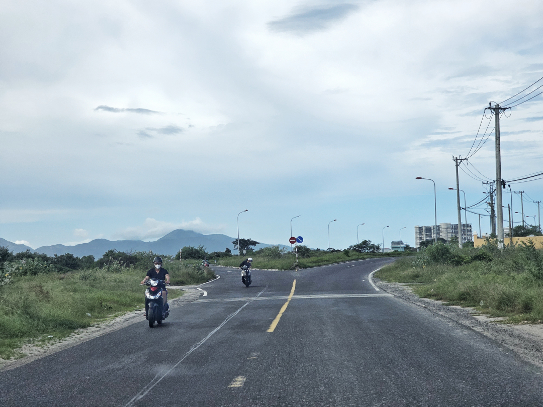Nguyen Tat Thanh Ave. section from Cam Ranh International Airport to Long Ho Bridge to be widened
