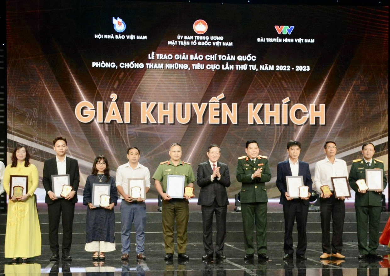 Báo Khánh Hòa đạt giải Khuyến khích Giải báo chí toàn quốc phòng, chống tham nhũng, tiêu cực lần thứ tư