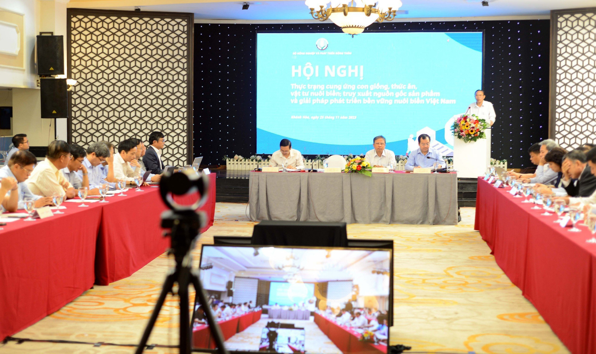 Quang cảnh tại hội nghị