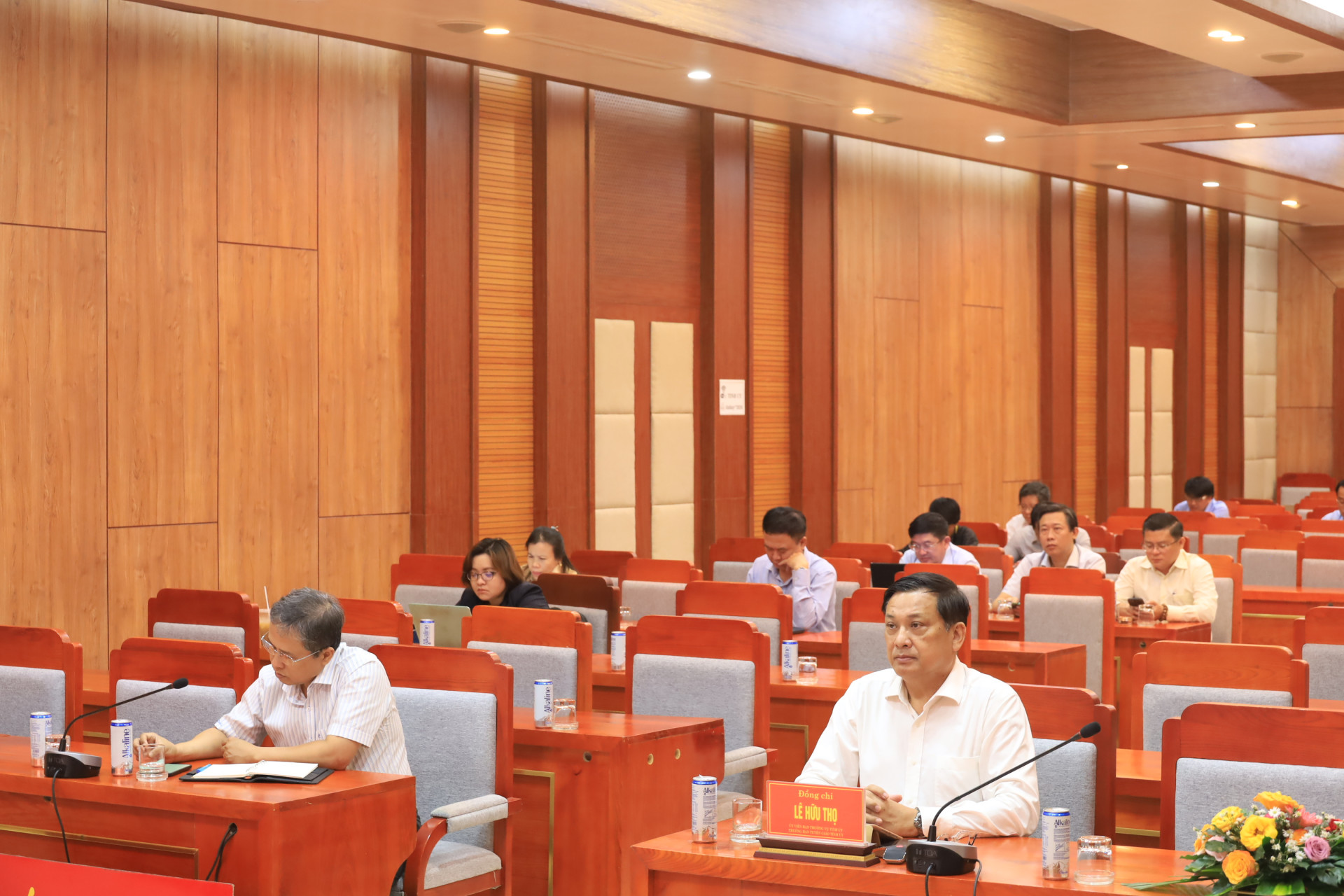 Các đại biểu tham dự hội nghị tại điểm cầu tỉnh Khánh Hòa.    