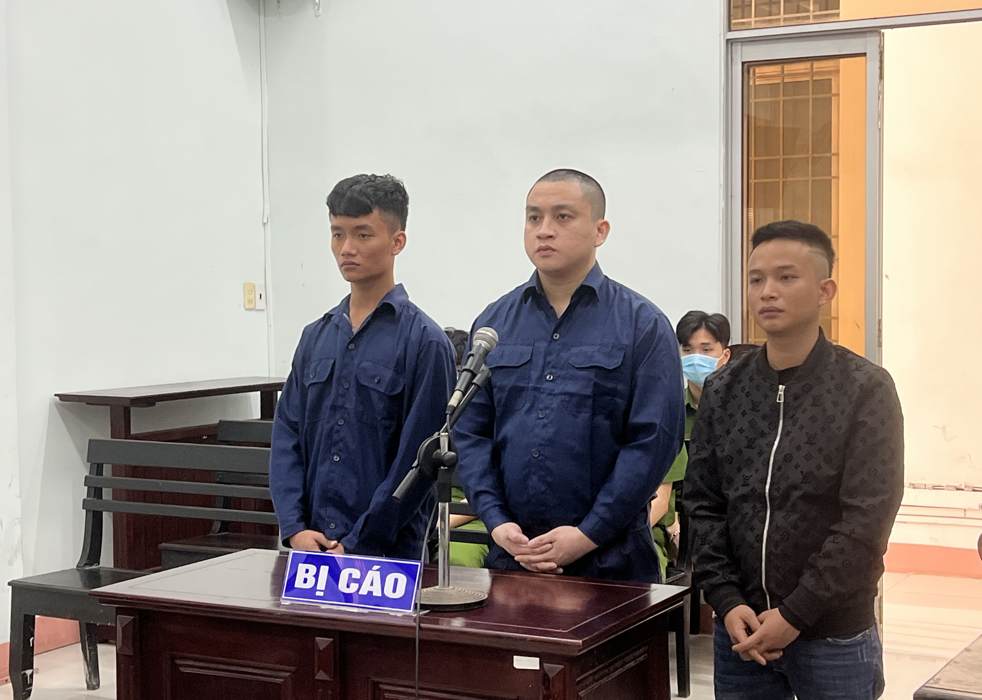 Bắn người rồi tìm cách che giấu, 3 bị cáo lãnh án