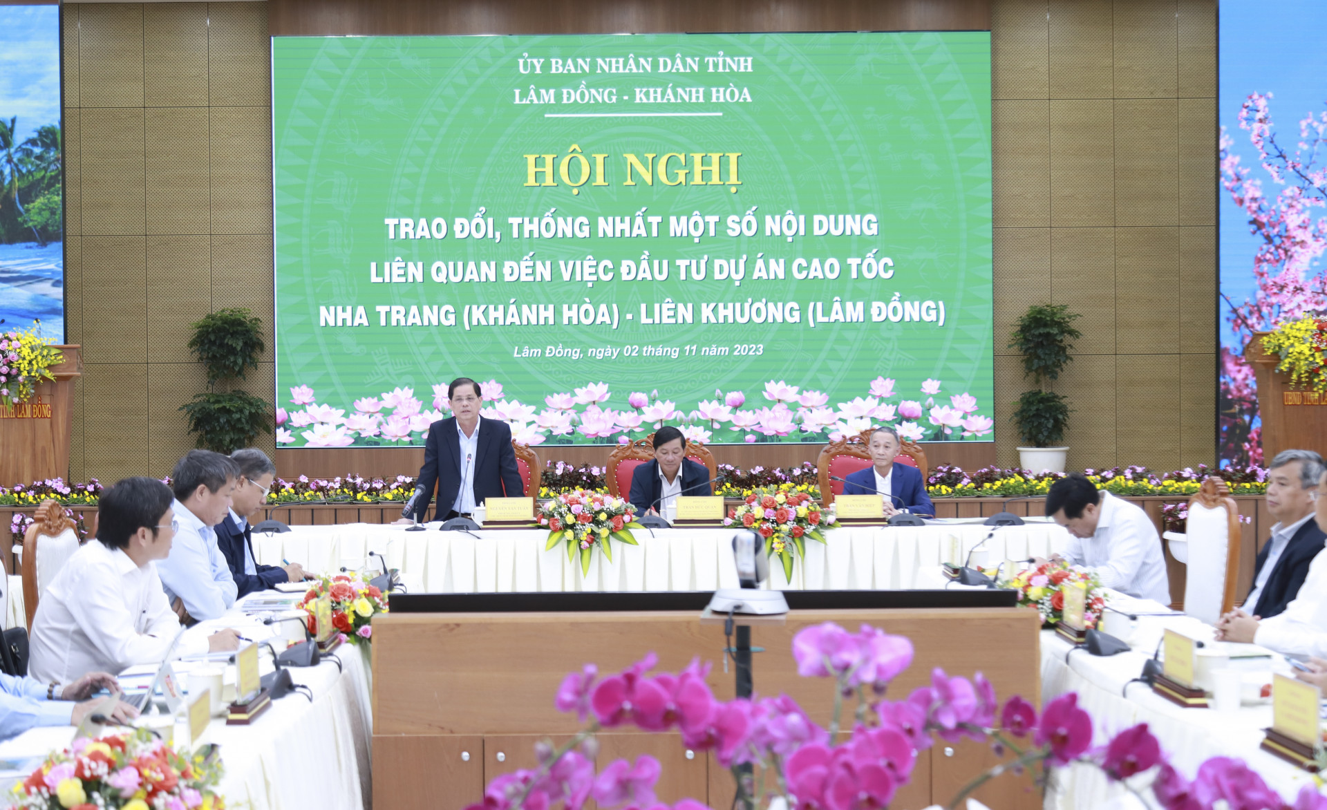 Quang cảnh hội nghị.