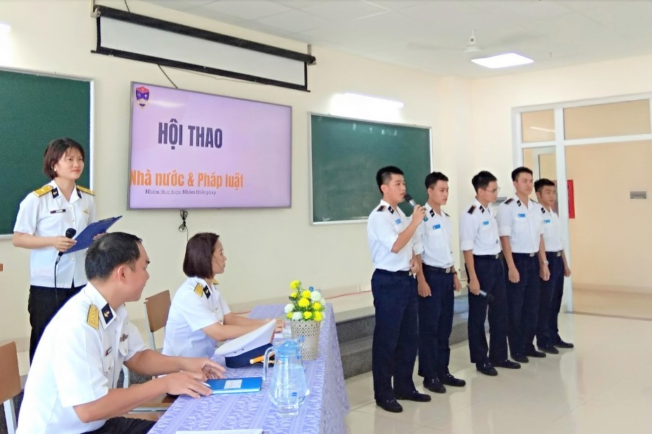 Học viện Hải quân tổ chức các hoạt động hưởng ứng Ngày Pháp luật Việt Nam