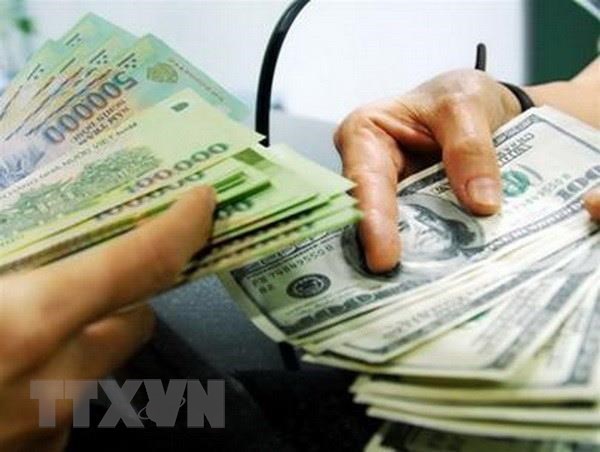 Giá USD hôm nay 1/11 tại ngân hàng thương mại tăng