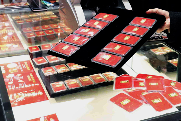 Giá vàng sáng 9/11 giảm theo giá vàng thế giới