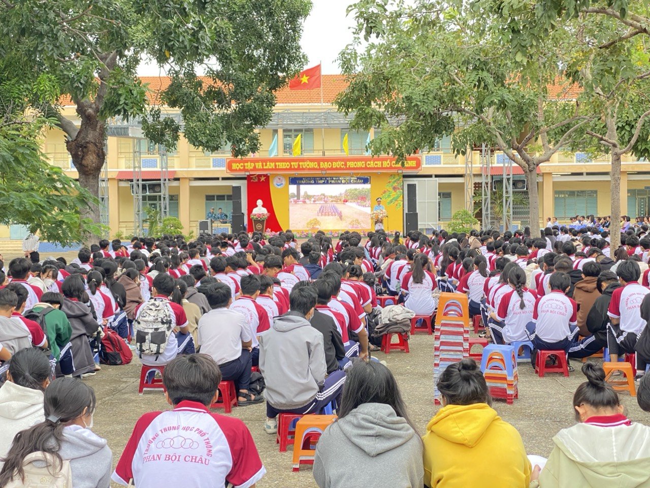 Quang cảnh buổi tuyên truyền.