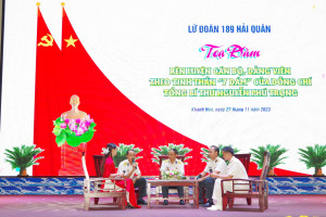 Lữ đoàn 189 Hải quân tọa đàm Rèn luyện cán bộ, đảng viên theo tinh thần “7 dám”