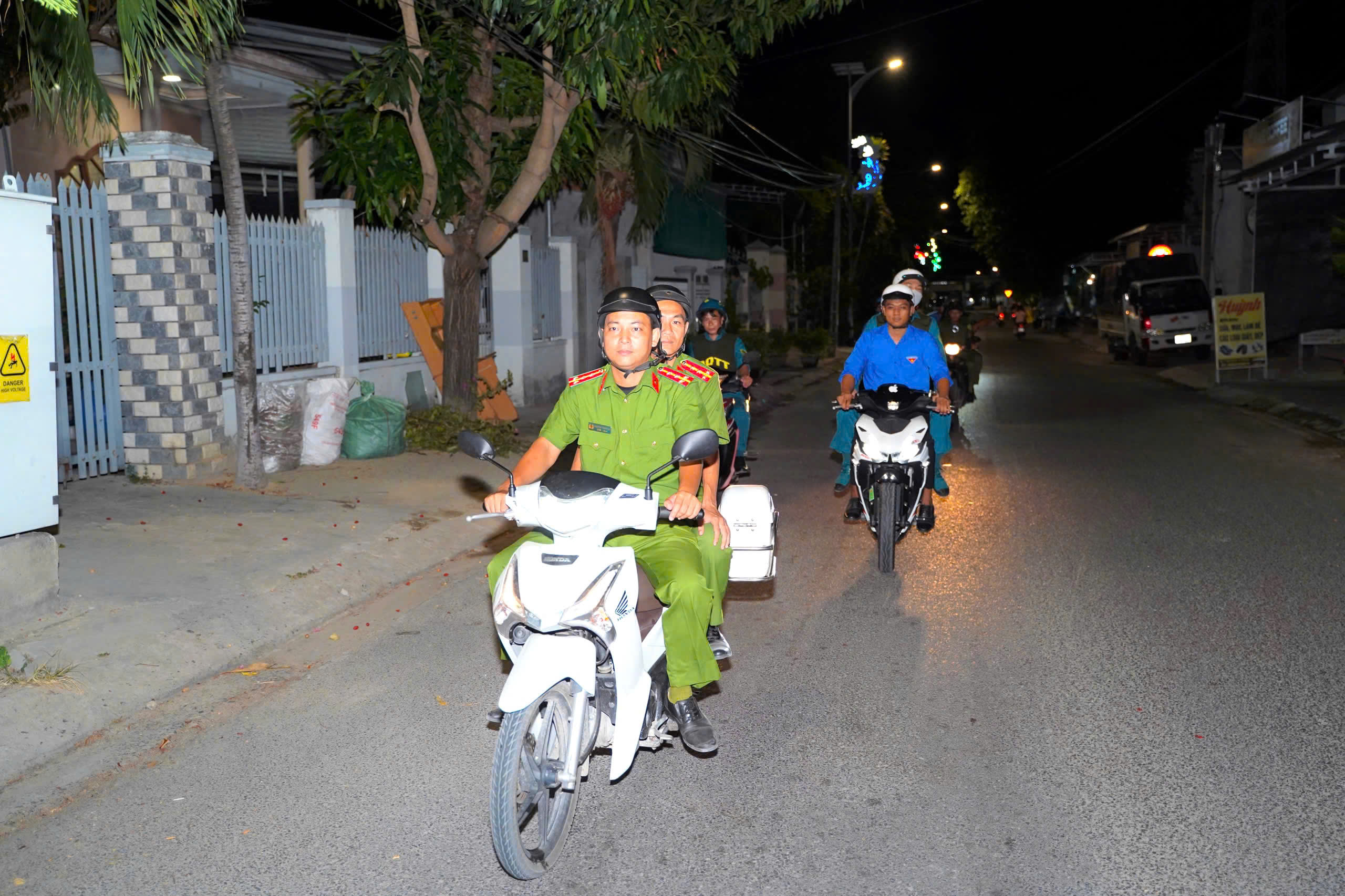 Công an thị trấn Cam Đức: Đấu tranh có hiệu quả với tội phạm ma túy