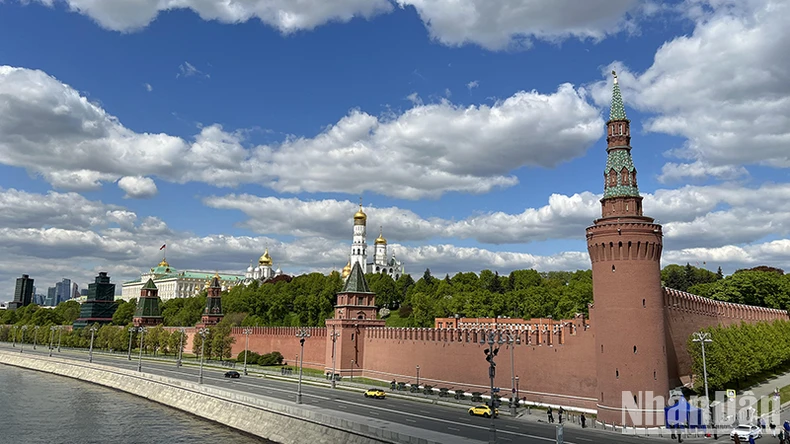 Khuôn viên Quảng Trường Đỏ ở thủ đô Moskva. (Ảnh: XUÂN HƯNG)