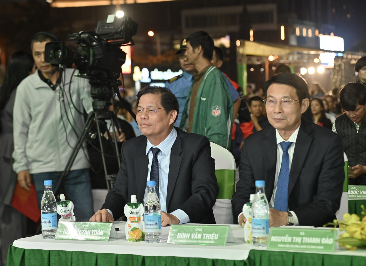 Nguyen Tan Tuan and Dinh Van Thieu attend the award ceremony of Vietnam Golf Festival - Nha Trang 2024

