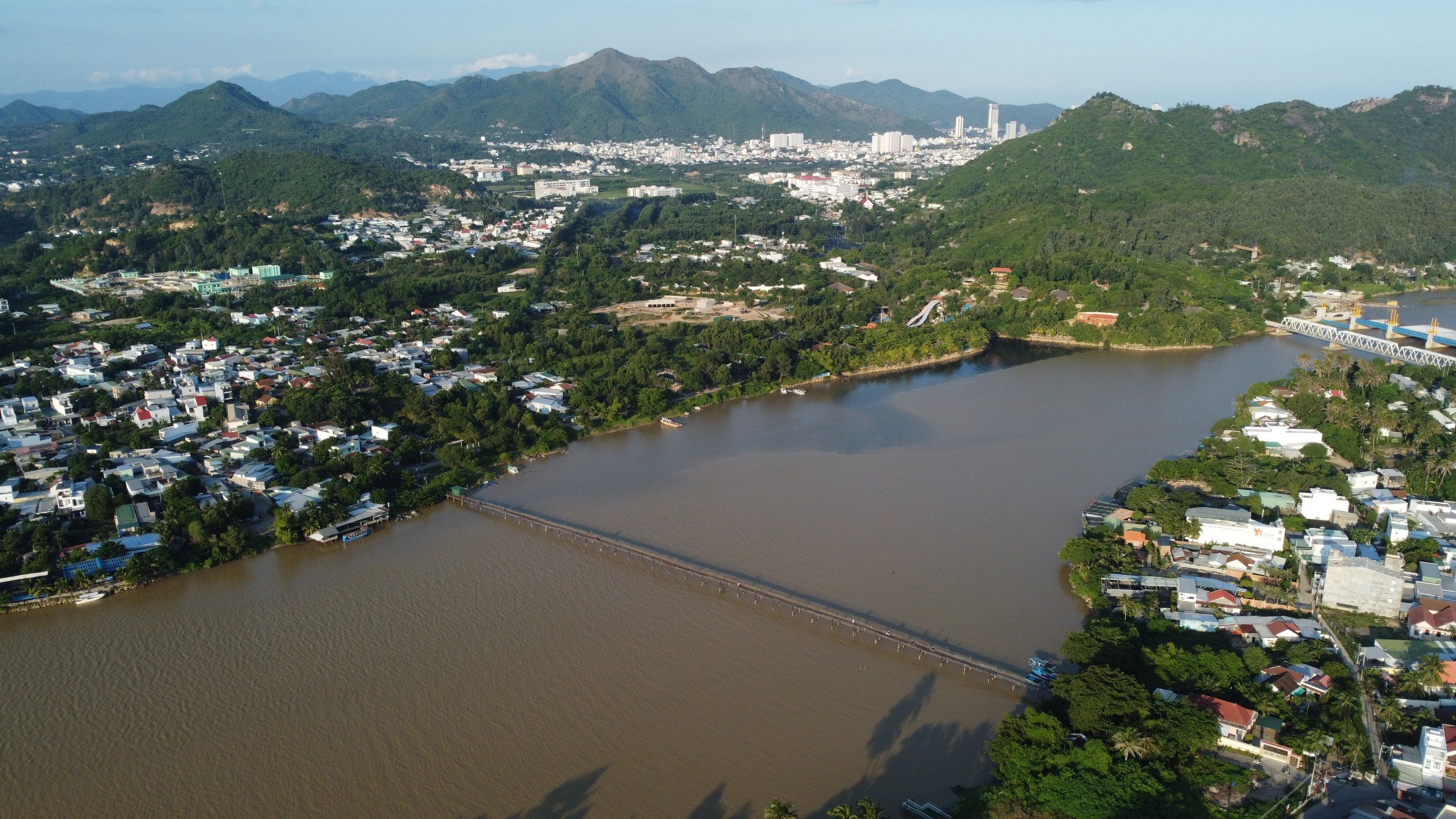 Thông qua tờ trình Quyết định chủ trương đầu tư Dự án Cầu Phú Kiểng