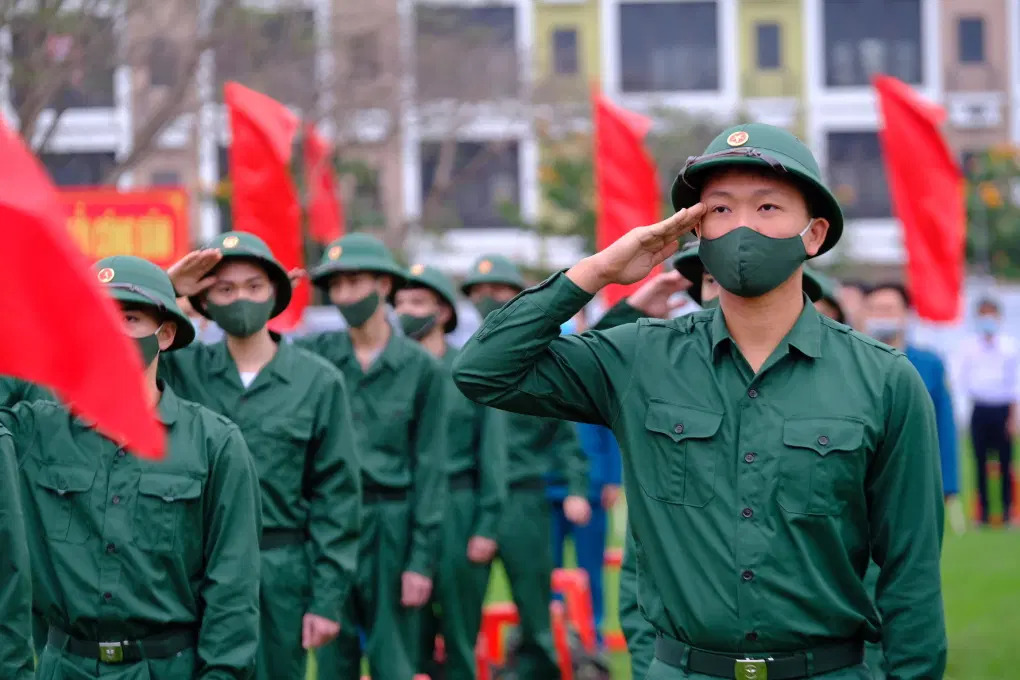 Thực hiện nghĩa vụ quân sự không chỉ là chấp hành pháp luật của Nhà nước, mà còn là nghĩa vụ thiêng liêng cao cả của công dân đối với dân tộc, với Tổ quốc. (Ảnh minh họa)

