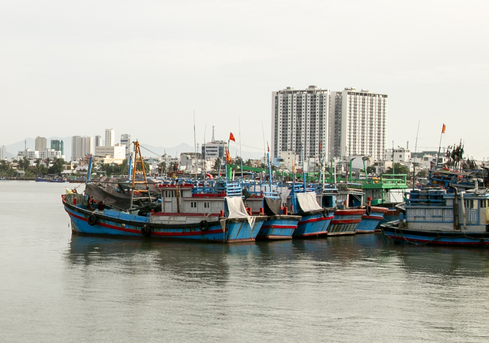 Tàu thuyền của Khánh Hòa đã nắm thông tin của bão số 9 để phòng tránh