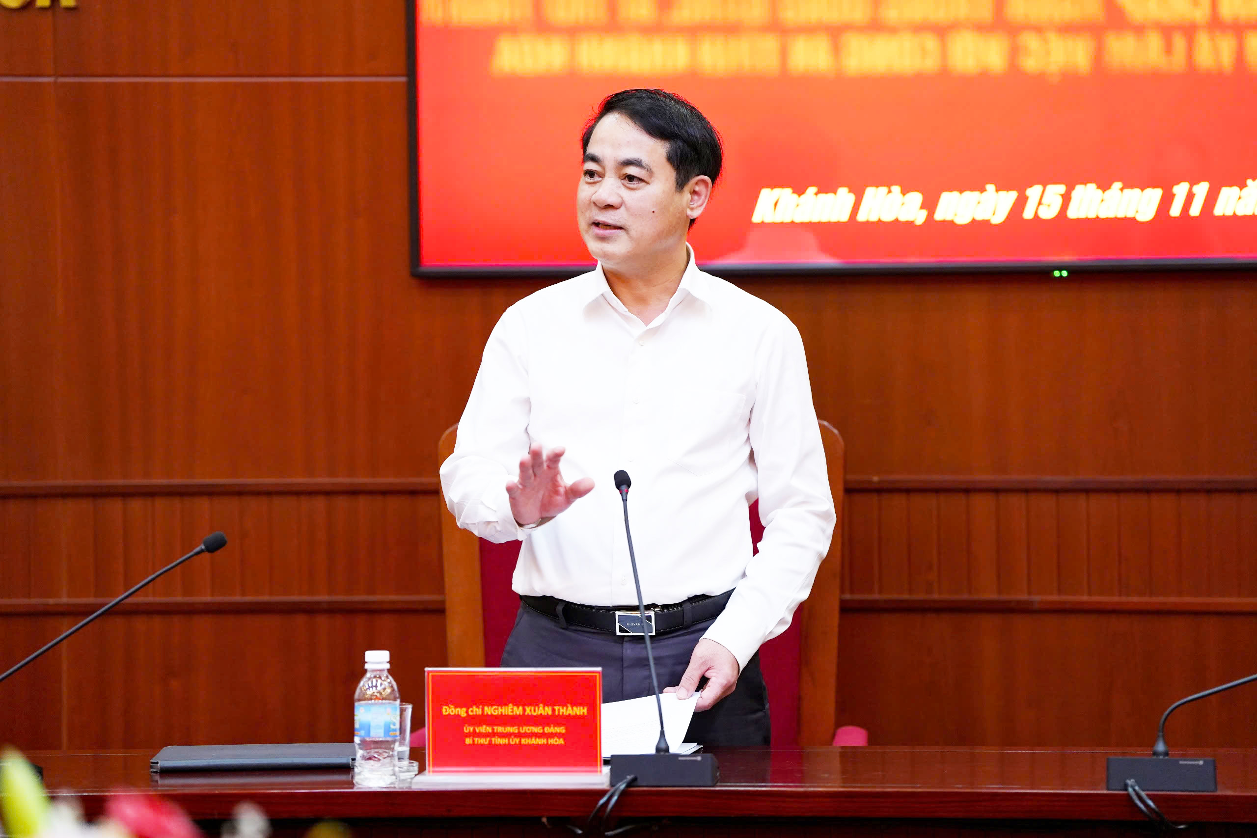 Bí thư Tỉnh ủy Nghiêm Xuân Thành thăm, làm việc với Công an tỉnh