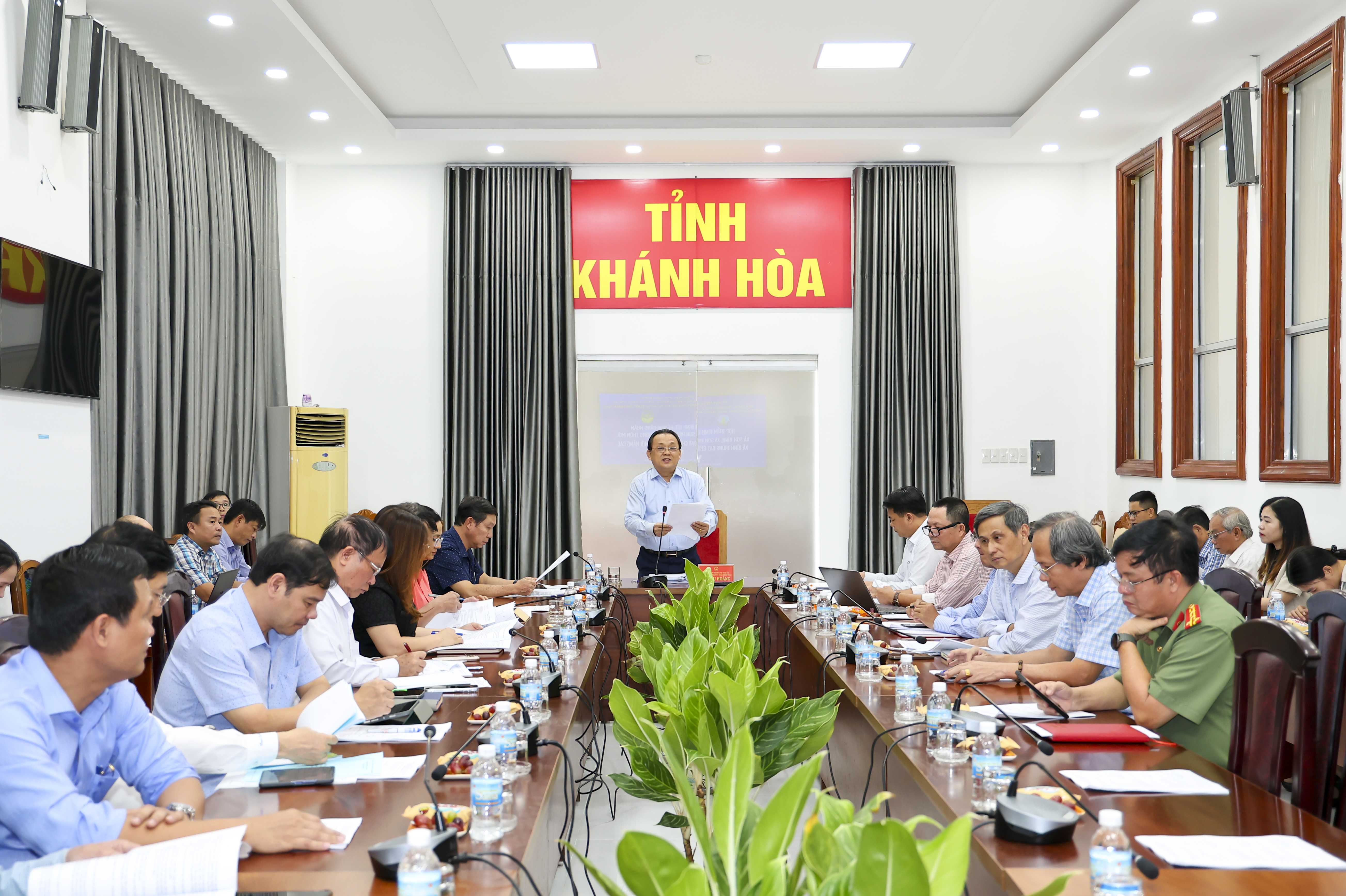 ​​​​​​​Đề nghị UBND tỉnh công nhận xã Sơn Bình và Sơn Hiệp đạt chuẩn nông thôn mới, xã Vĩnh Trung đạt chuẩn nông thôn mới nâng cao năm 2024