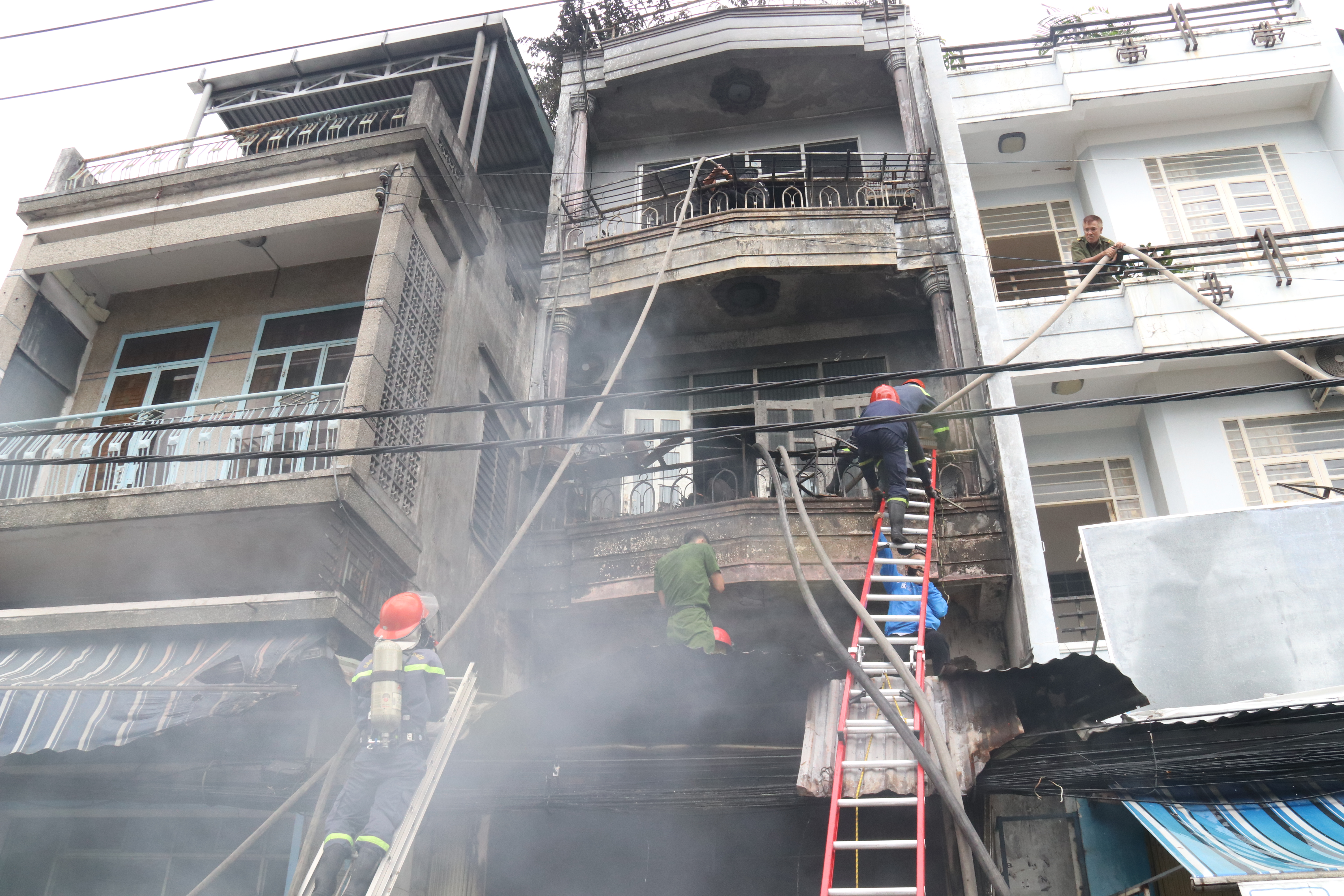 Tiếp tục triển khai thực hiện nghiêm túc, quyết liệt, hiệu quả các quy định về phòng cháy, chữa cháy