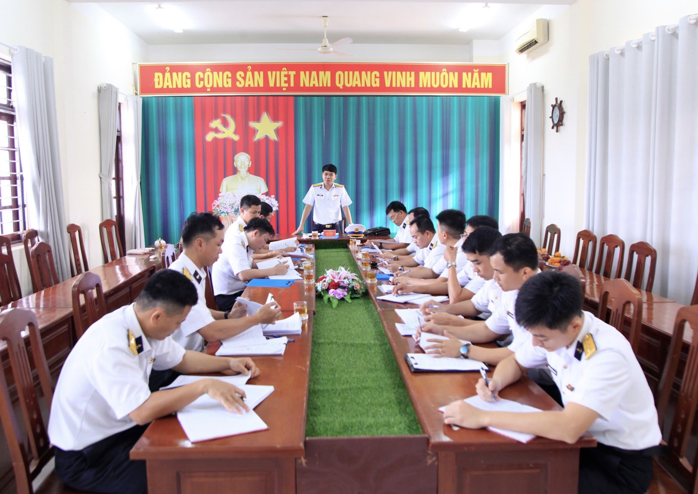 Bộ Tư lệnh Vùng 4 Hải quân kiểm tra công tác chuẩn bị đại hội làm trước của Đảng bộ Lữ đoàn 162