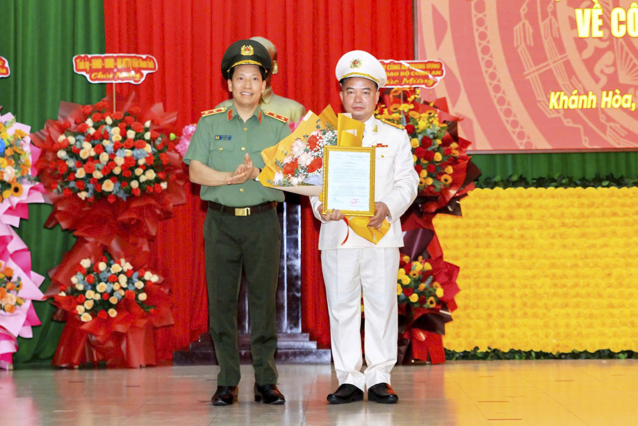 Đại tá Nguyễn Hữu Phước giữ chức Giám đốc Công an tỉnh Khánh Hòa